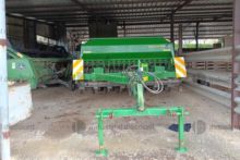 2012 John Deere 1590 Seeder