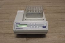 Eppendorf ThermoStat plus Heating Block