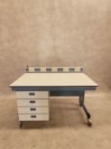 Mobile Laboratory Table