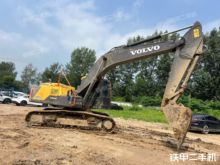 VOLVO EC240BLC