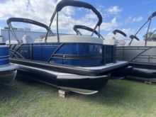 2025 Sylvan 822 LZ