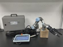 Universal Robots UR3e , Robotiq