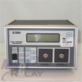 UDT Instruments S380 デュアルチャンネル電源