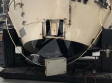 1.5L bottle positioner