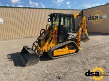 JCB T4FIV Loader Backhoe, Track