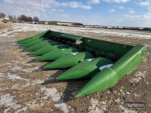 John Deere 894 Corn Header