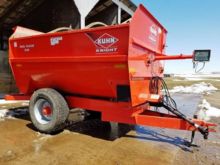 Kuhn 3136 Feeder Mixer Wagon