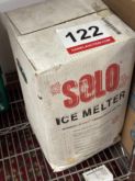 Ice melter
