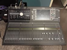 Digital Mixing Console