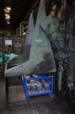 Skip and vibrating conveyor for