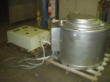 用于铝的电保温炉，± 300 千克