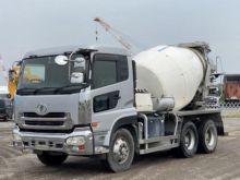 2005 Nissan ADG-CW4XL
