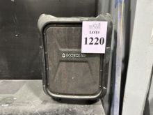 ECOXGEAR BLUETOOTH SPEAKER