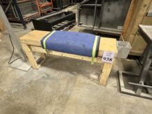 WOOD BENCH