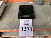 ELECTRONIC KITCHEN SCALE