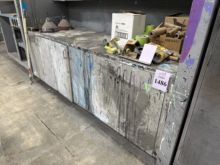 9' 6-DOOR WORK STATION