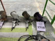 PNEUMATIC PAINT SPRAYERS