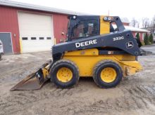 2020 DEERE 332G