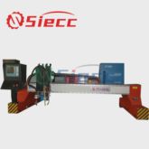 安価な価格の1325 CNCプラズマ切断機（鋼用THC付き）