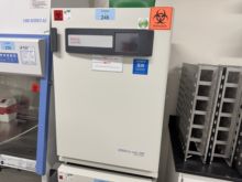 CO2 Incubator