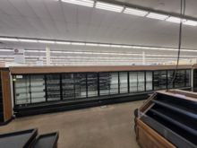 18 door medium temp case