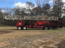double pole <a href='https://www.ruidapetroleum.com/product/category/Drilling-Rig-and-Workover-Rig'>workover rig</a> for sale price