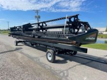 Used Macdon FD70 30 for sale. MacDon equipment & more | Machinio