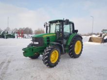 John Deere 6330