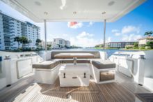2022 Azimut D11
