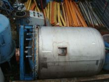 3,000L S/S Jktd Enc Mixing