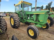 JOHN DEERE 4620