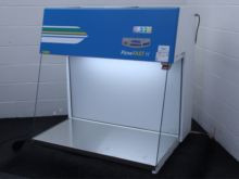 FlowFAST H12 層流キャビネット
