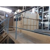 Sandblasting machine with turntable and