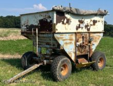 DMI gravity wagon