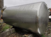 Storage tank
