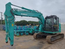Used Kobelco SK135 Excavator for sale in Japan | Machinio