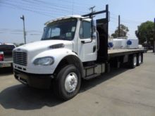 2018 Freightliner M2 26' FLATBED