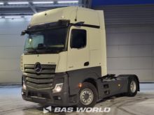 メルセデス アクトロス 1845 4X2 トラクターユニット