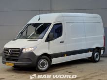 メルセデス スプリンター 311 CDI クローズド・ボックス・バン