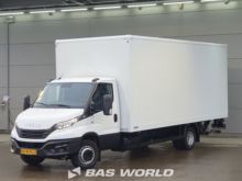 イヴェコ・デイリー 70C18 ボックスボディ