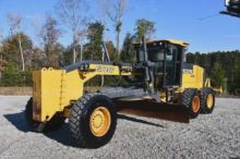 2011 John Deere 672GP