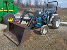 1715 Ford Tractor with Loader