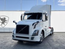 2016 Volvo VNL