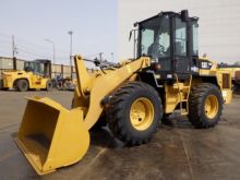 2008 CAT 910H