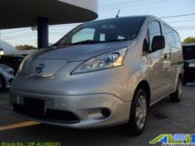used nissan env200