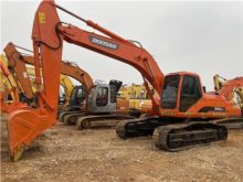 2016 DOOSAN DH220 excavator