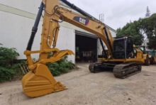 2018 Caterpillar 330D2L