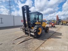 2017 JCB 926