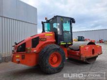 2011 CAT CS74