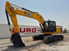 2025 JCB JS215LC